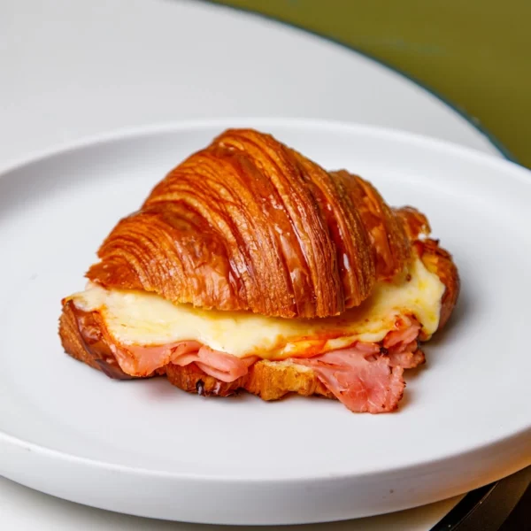 CROISANT JAMON Y QUESO 2X1